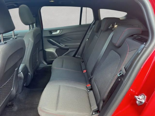 Ford Focus EcoBoost ST Line Wagon