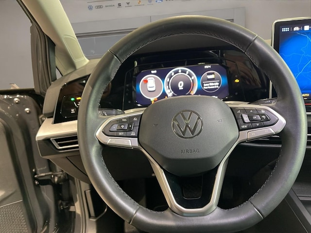 Volkswagen Golf 1.5 eTSI Golf VIII