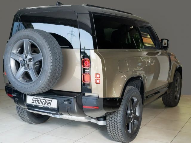 Land Rover Defender 3.0 90 D250 Dynamic SE