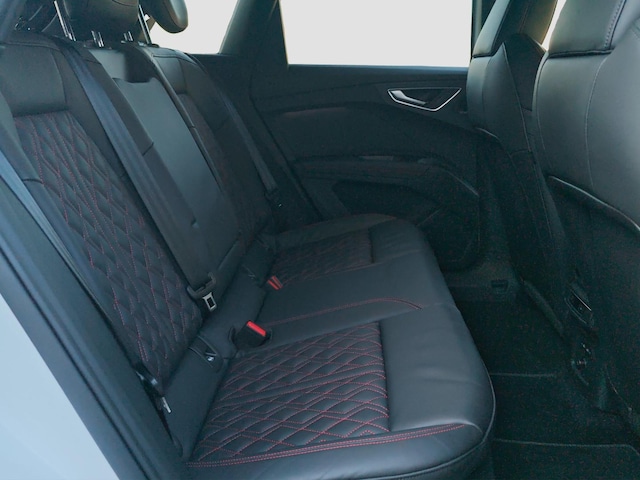 Audi Q4 e-tron 50 Quattro