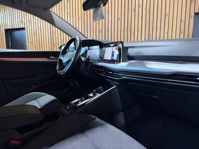 Volkswagen Golf DSG Life Variant