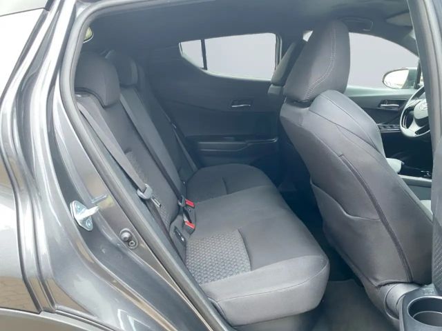 Toyota C-HR Hybride Team D