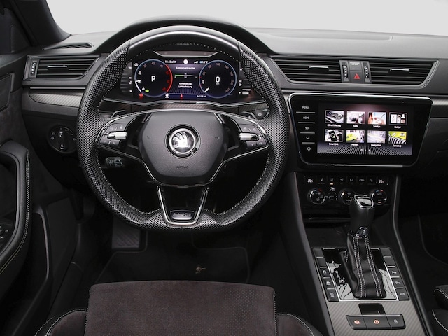 Skoda Superb 2.0 TDI Combi Sportline