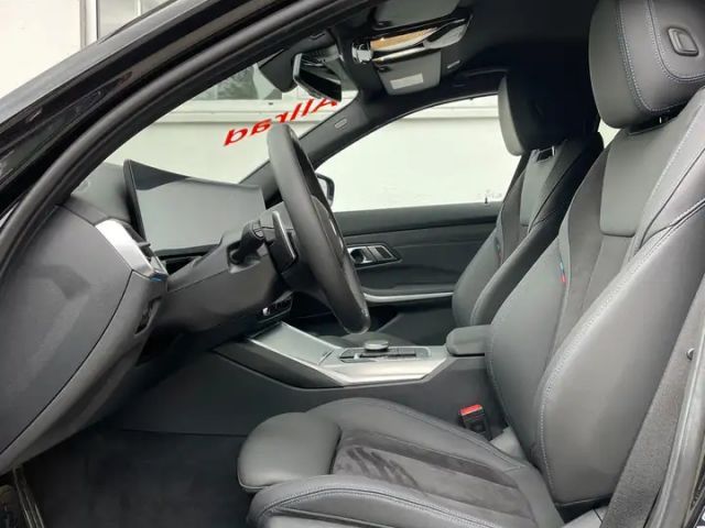 BMW 320 320d M-Sport Touring xDrive