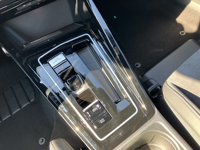 Volkswagen Golf 1.5 eTSI DSG Golf VIII