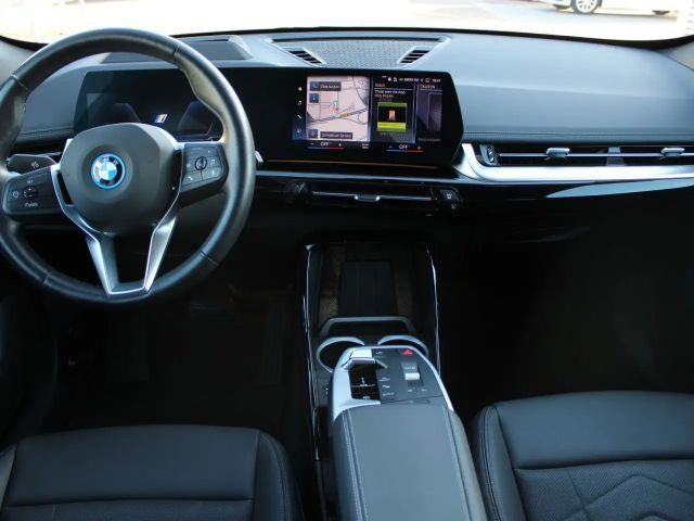 BMW iX1 x30 xLine HUD ACC LiveProf.SurView Ad-LED Navi