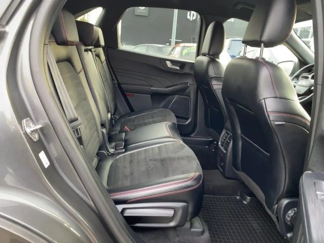 Ford Kuga Plug in Hybrid ST Line X