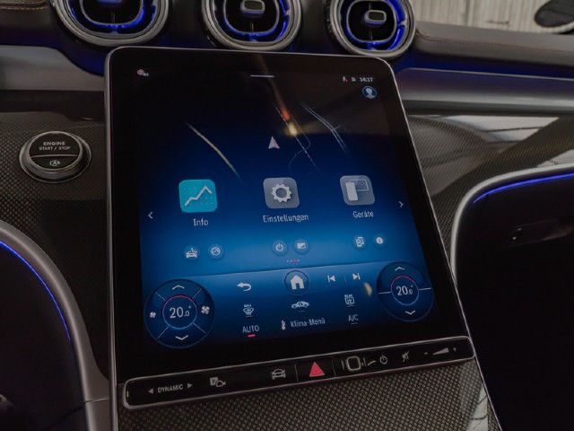 Mercedes-Benz C 200 AMG Line Sedan