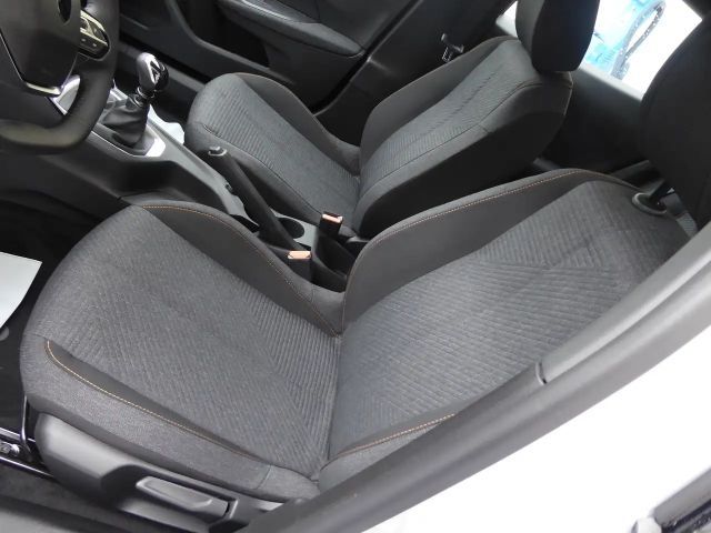 Peugeot 2008 PureTech Style