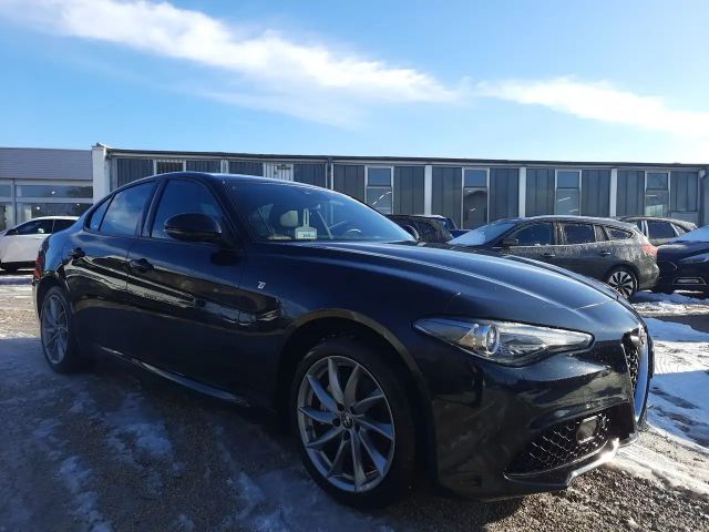 Alfa Romeo Giulia Q4 TI Turbo