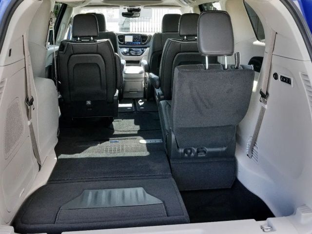 Chrysler Pacifica Limited