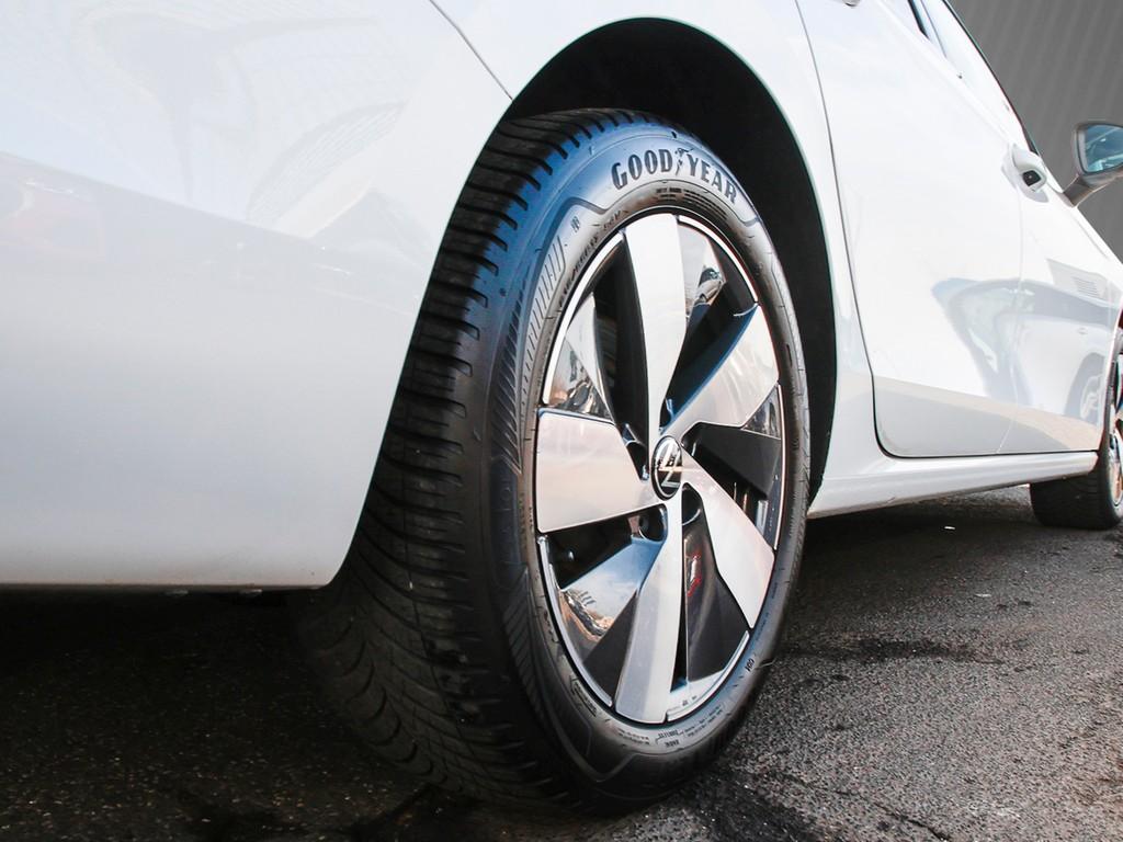 Volkswagen Passat 2.0 TDI Business DSG Variant