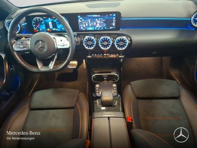 Mercedes-Benz A 250 A 250 e AMG Line