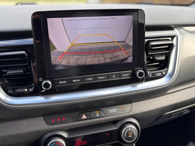 Kia Stonic 1,2 DPI Silber|1.Besitz|8-Fach Bereift|Top Zustand