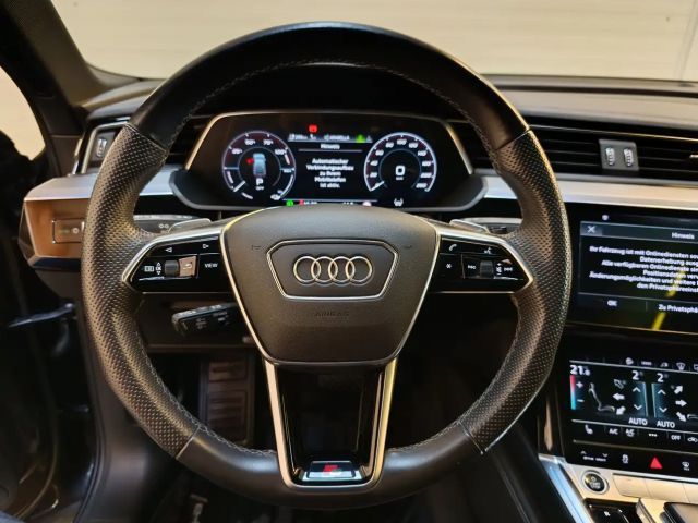 Audi e-tron 55 S-Line