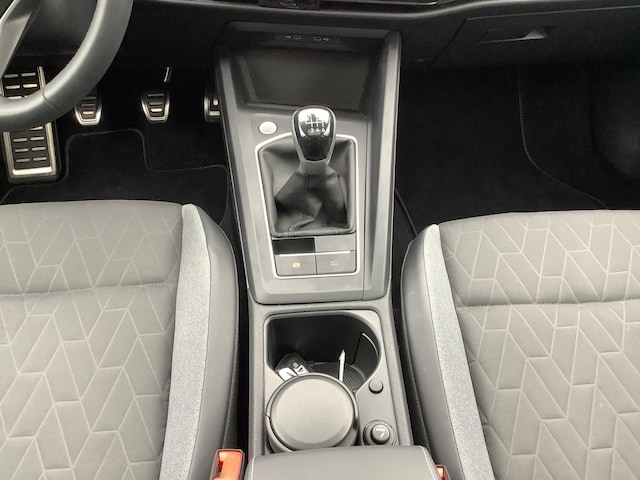 Volkswagen Golf 1.5 TSI Golf VIII