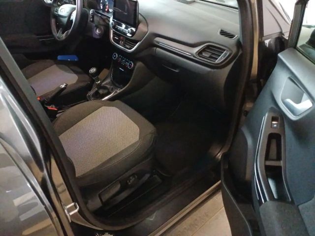 Ford Puma EcoBoost Titanium