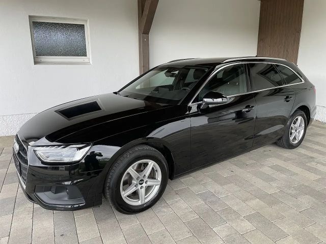 Audi A4 Avant S-Tronic