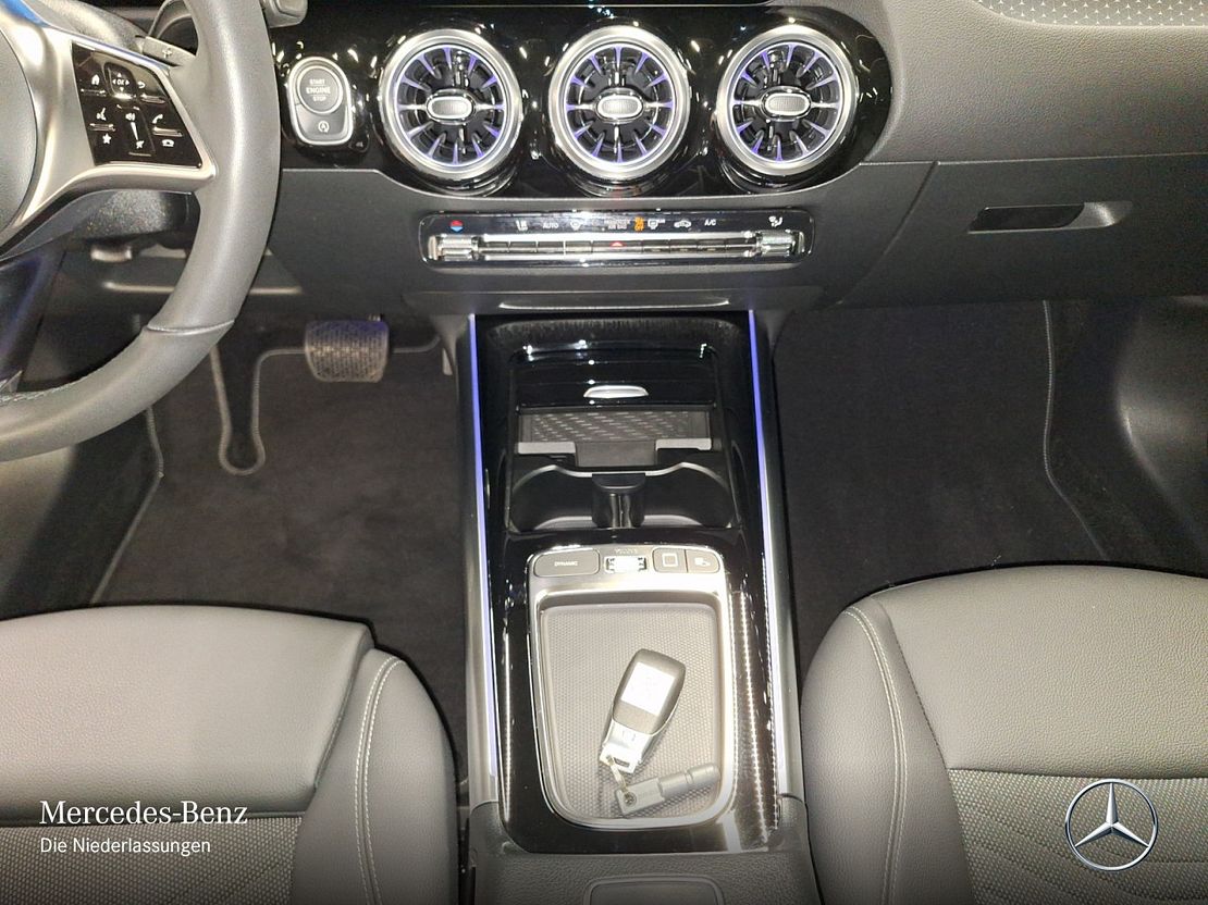 Mercedes-Benz GLA 180 Progressive