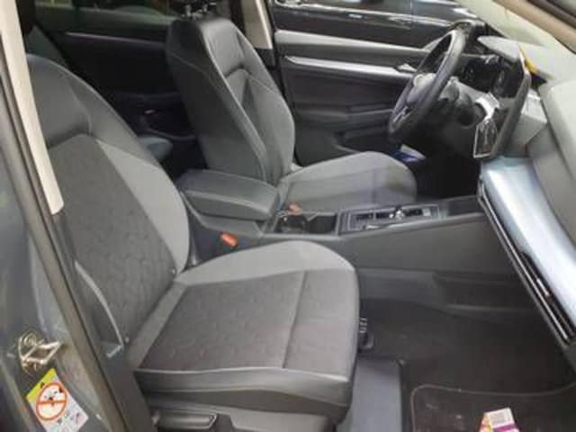 Volkswagen Golf 1.5 eTSI DSG Golf VIII