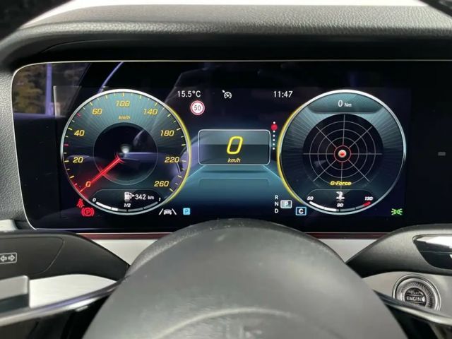 Mercedes-Benz E 200 E 200 d Sedan