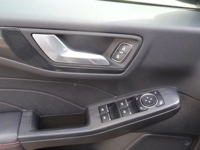 Ford Kuga Plug in Hybrid ST Line X