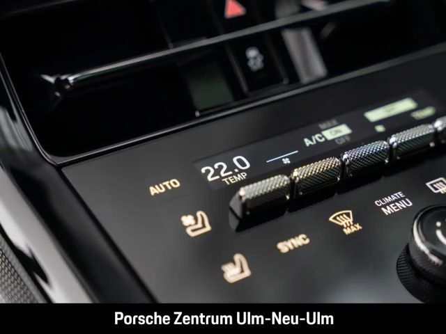 Porsche Panamera 4 E-Hybrid