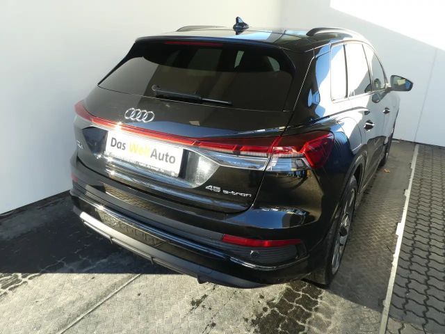 Audi Q4 e-tron Business