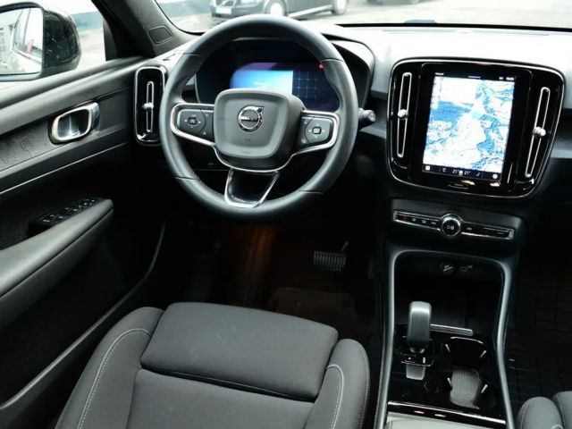 Volvo XC40 AWD Plus Recharge Twin Engine