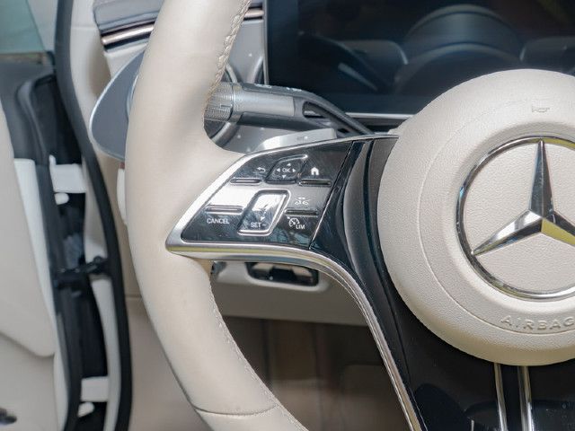 Mercedes-Benz EQS 450 Sedan