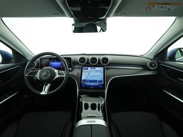 Mercedes-Benz C 200 AVANTGARDE Sedan