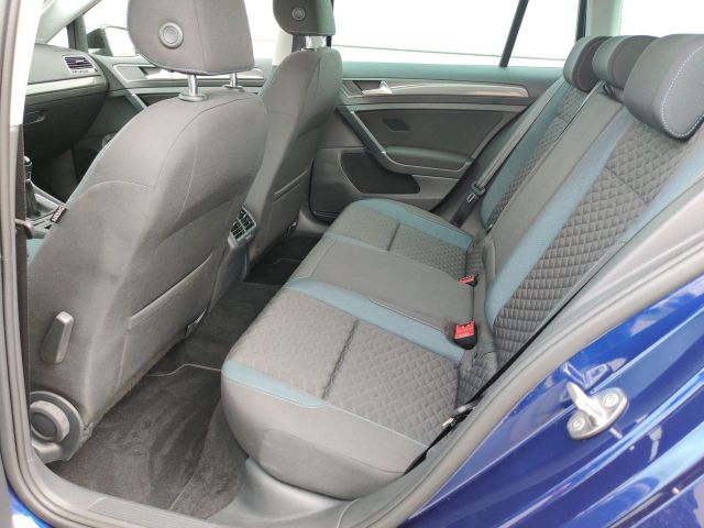 Volkswagen Golf 1.6 TDI IQ.Drive Variant