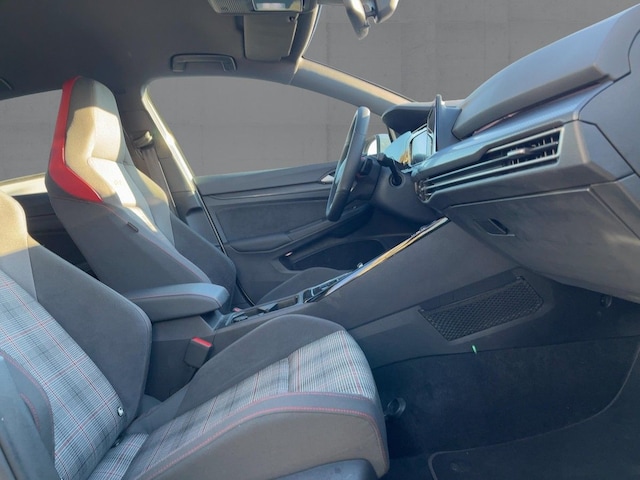 Volkswagen Golf 2.0 TSI DSG GTI