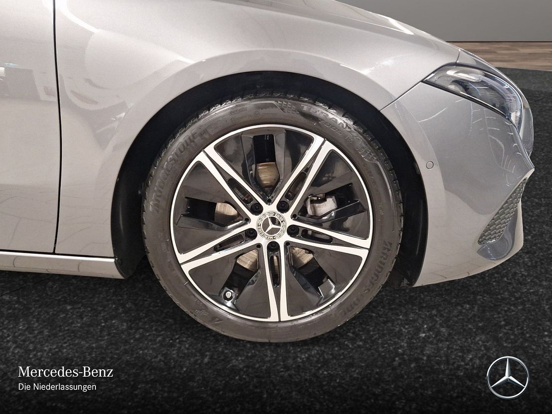 Mercedes-Benz A 180 Progressive