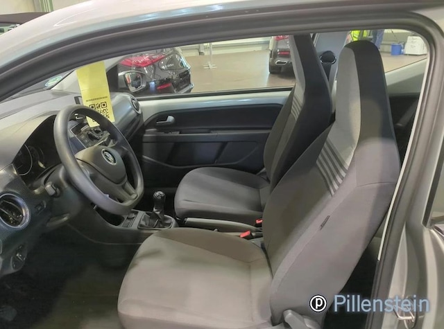 Volkswagen up! Move Move up!