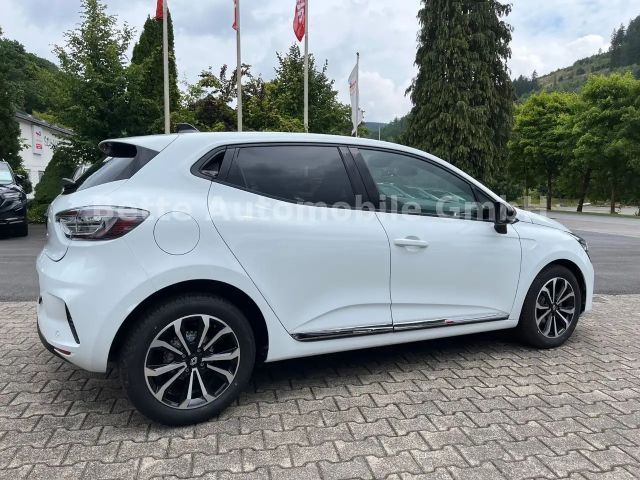 Renault Clio TCe 90 Techno