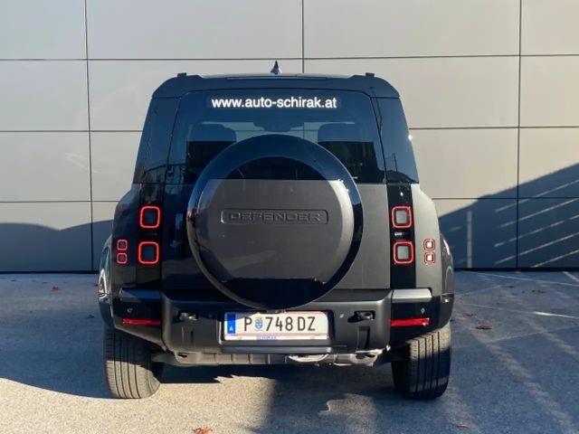 Land Rover Defender 110 Dynamic HSE