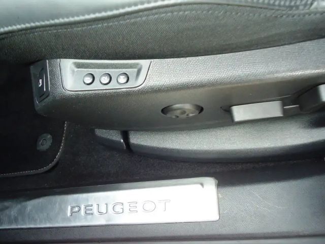 Peugeot 3008 EAT8 GT-Line