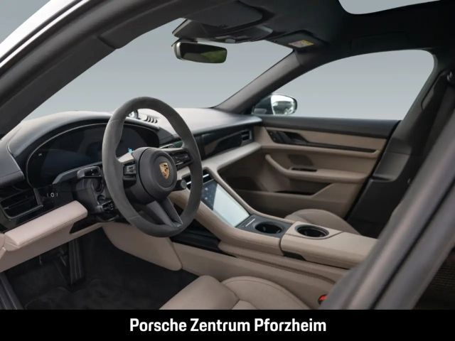 Porsche Taycan 4S Cross Turismo