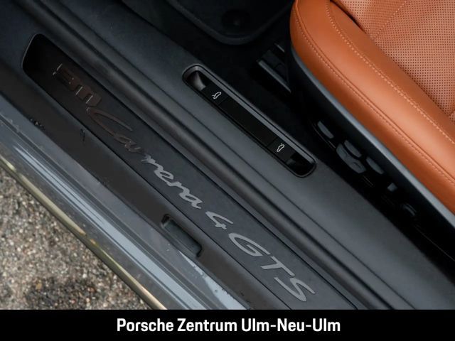 Porsche 992 4 Cabrio Carrera GTS