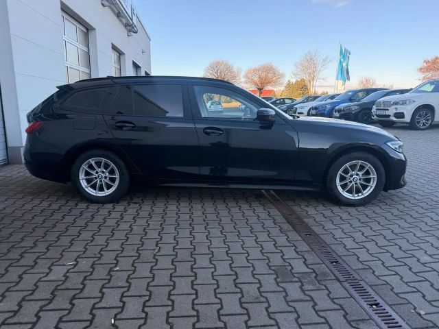 BMW 320 320d Touring