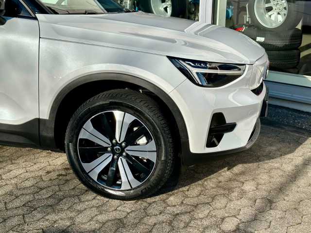 Volvo XC40 Core Recharge