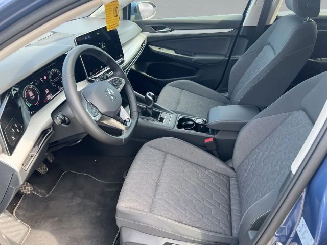 Volkswagen Golf 1.5 eTSI Golf VIII