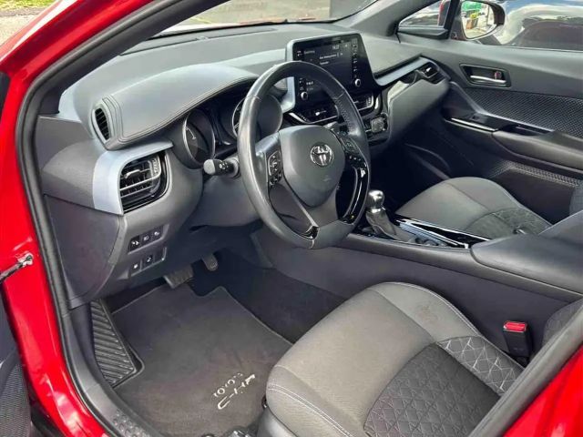 Toyota C-HR Hybride Team D