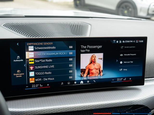 BMW 330 330i M-Sport Touring xDrive