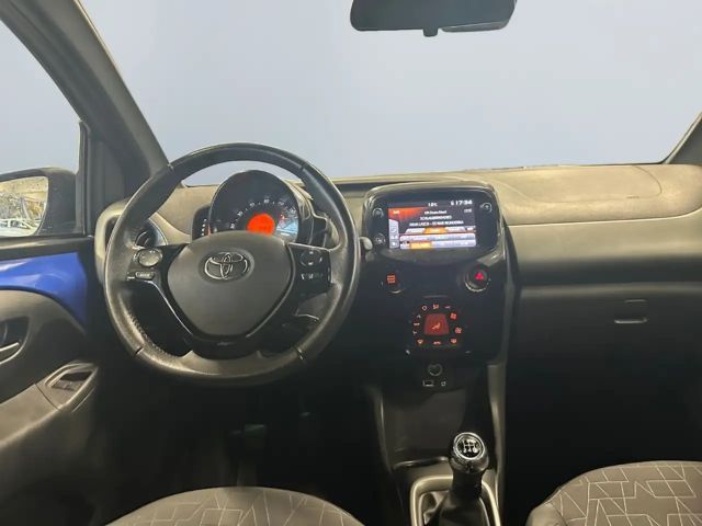 Toyota Aygo Hatchback X-final