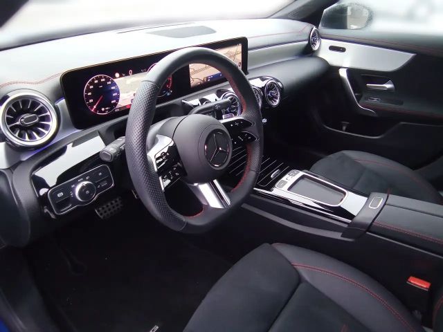 Mercedes-Benz CLA 180 AMG Line Shooting Brake