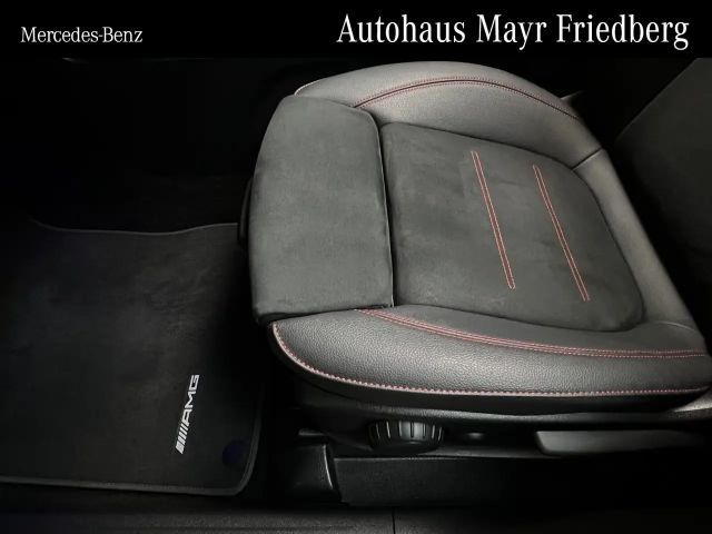 Mercedes-Benz GLA 250 4MATIC AMG Line Premium