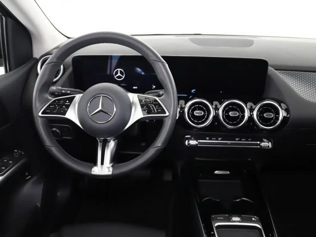 Mercedes-Benz B 200 B 200 d Progressive Sedan