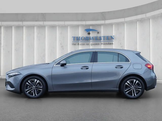 Mercedes-Benz A 180 Hatchback Progressive